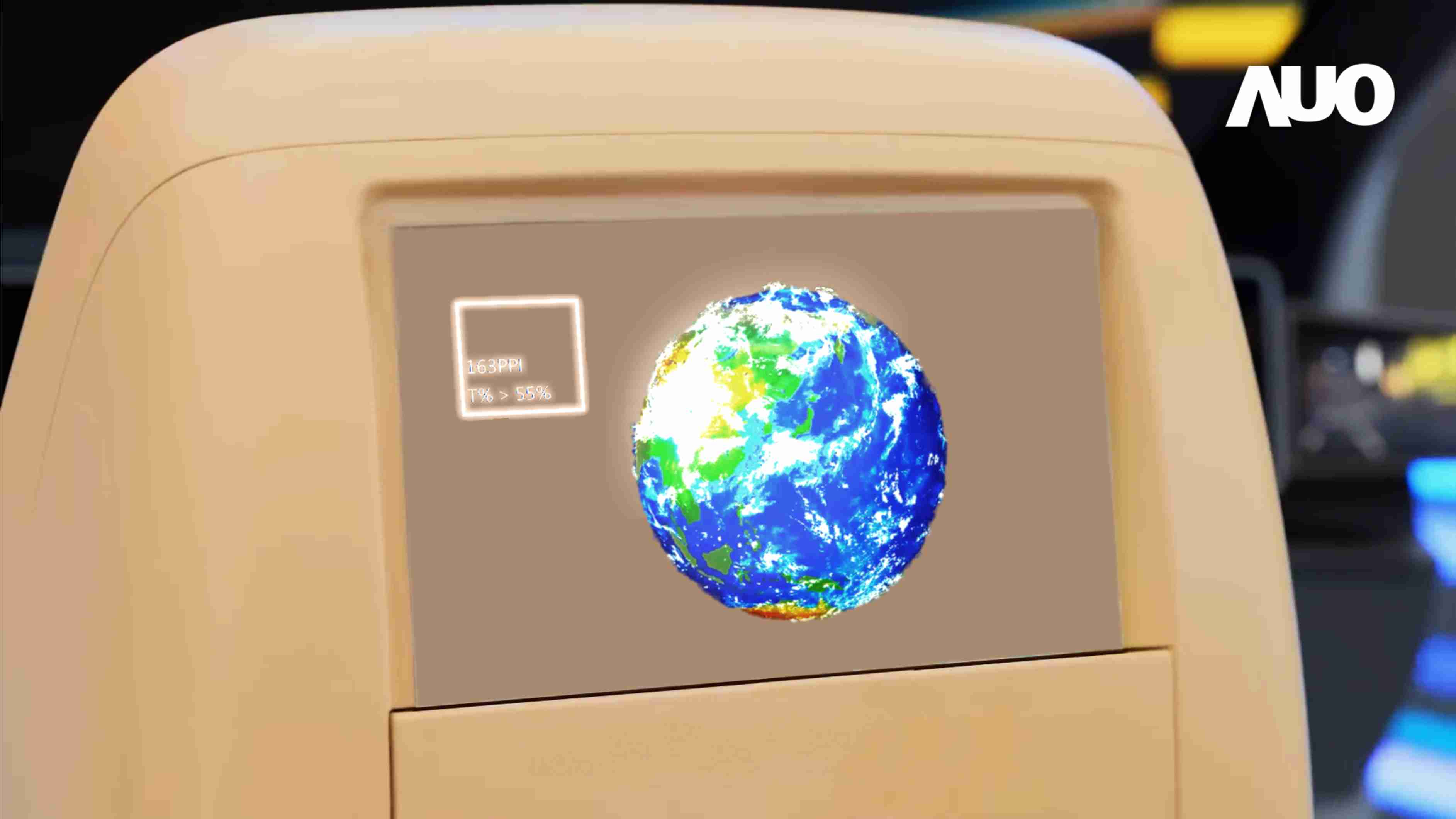 尊龙z6突破设计与制程挑战，，推出全球最高分辨率163ppi的13.5吋透明Micro LED面板，，，，并积极布局智能车市场，，以期拓展透明显示应用的可能性